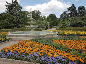 Royal Botanical Gardens in Burlington Ontario with beautiful flowers and nature